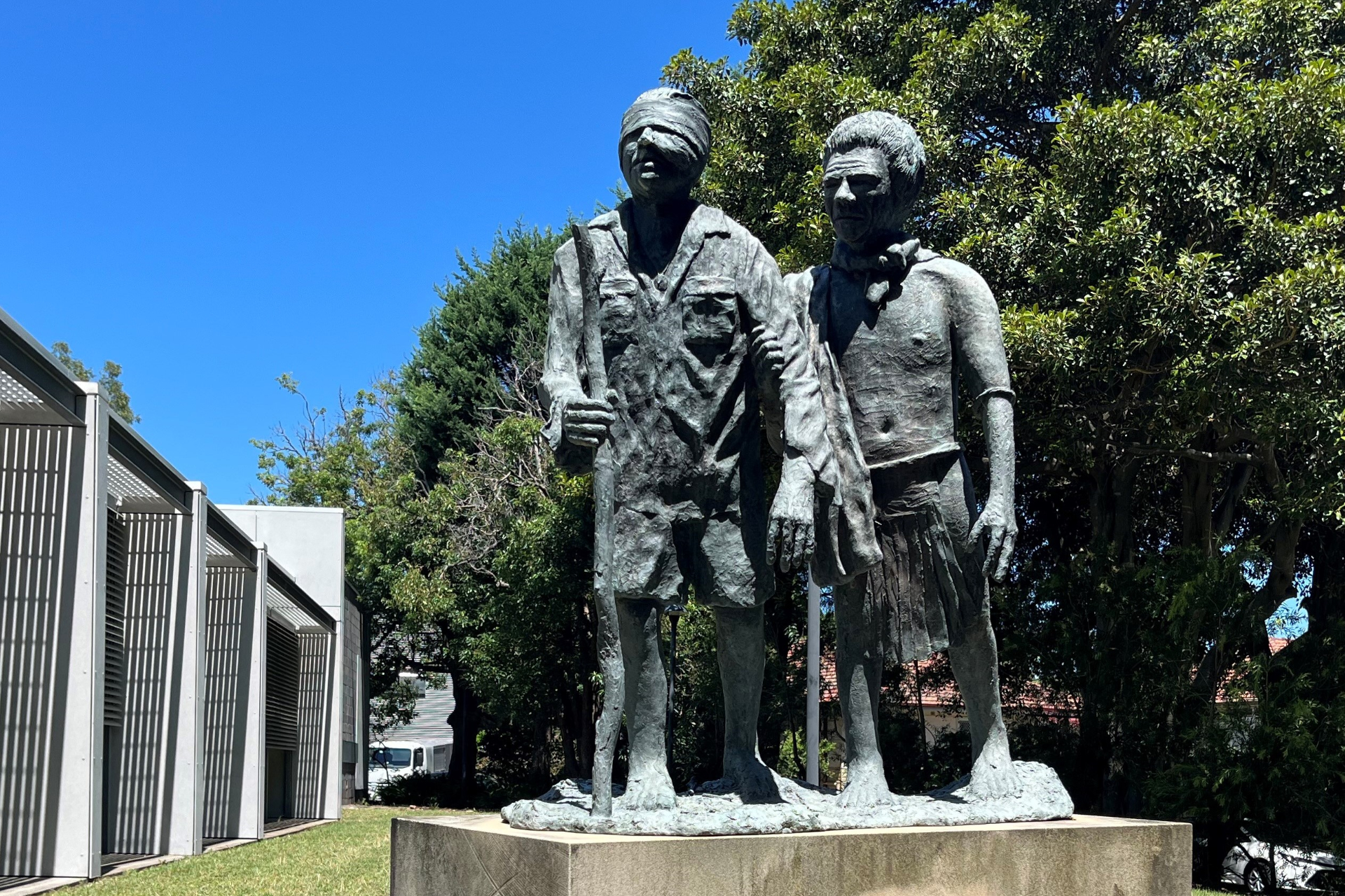 Concord Hospital Walking Tour ANZAC Research Institute Statues