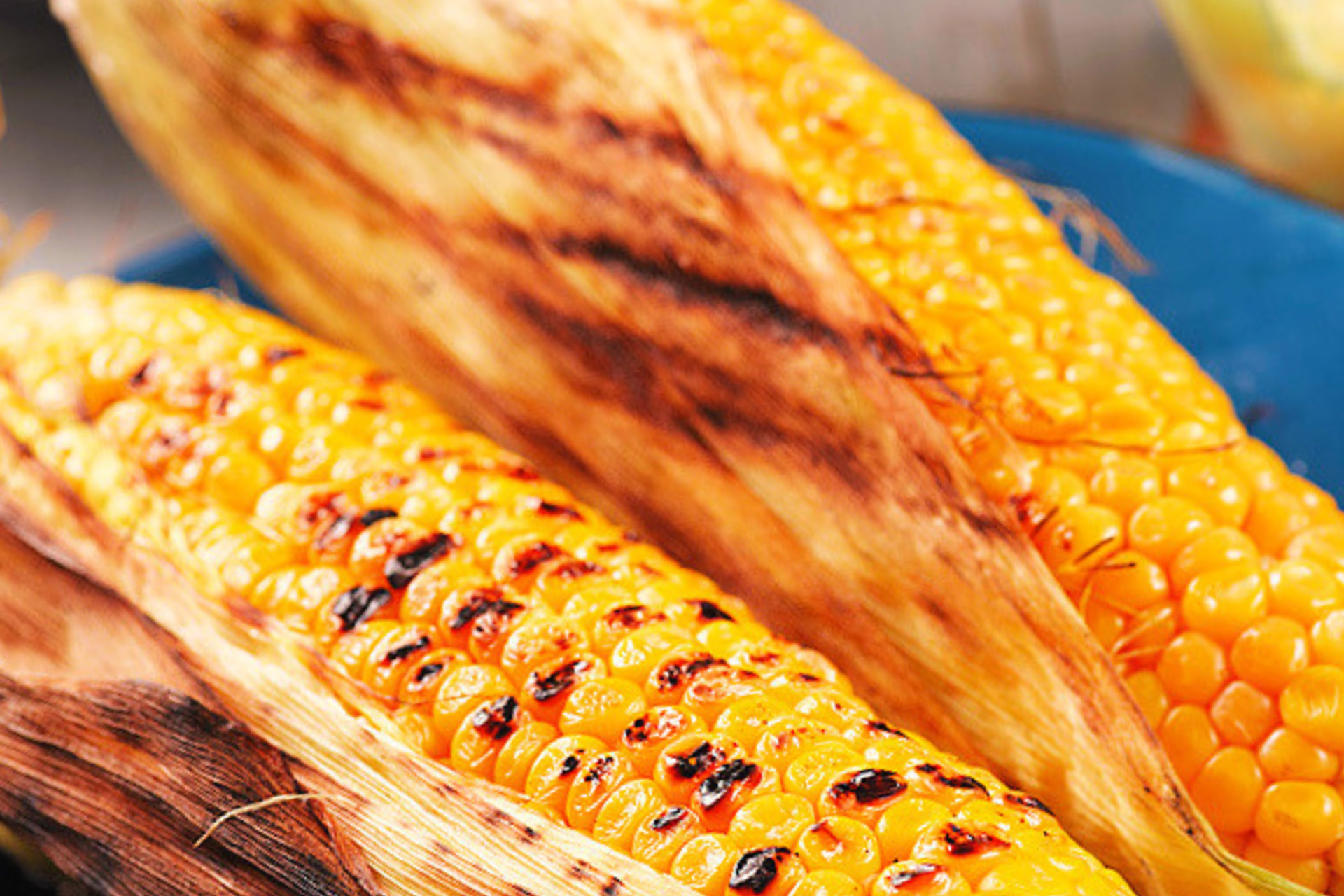 Cooked corn on the cob