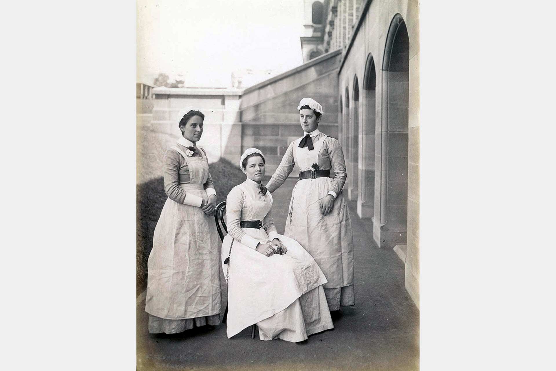 1890s nurse uniform