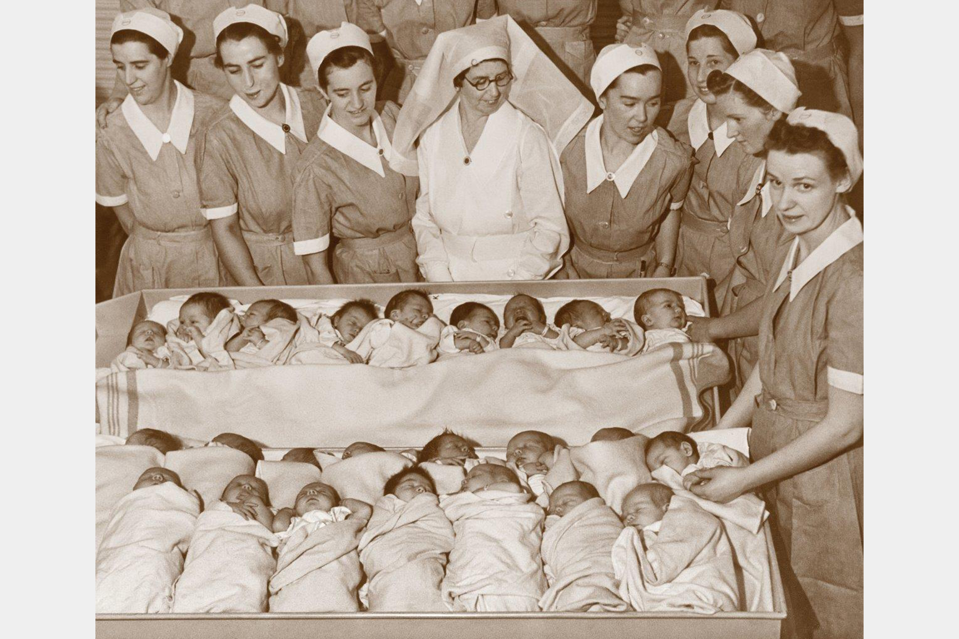 1941 first matron Parry Evans and midwives