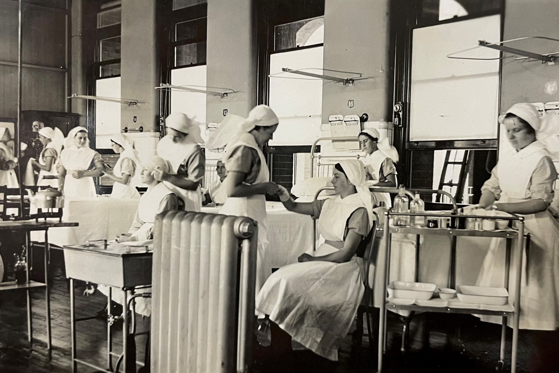 1950s nurse training