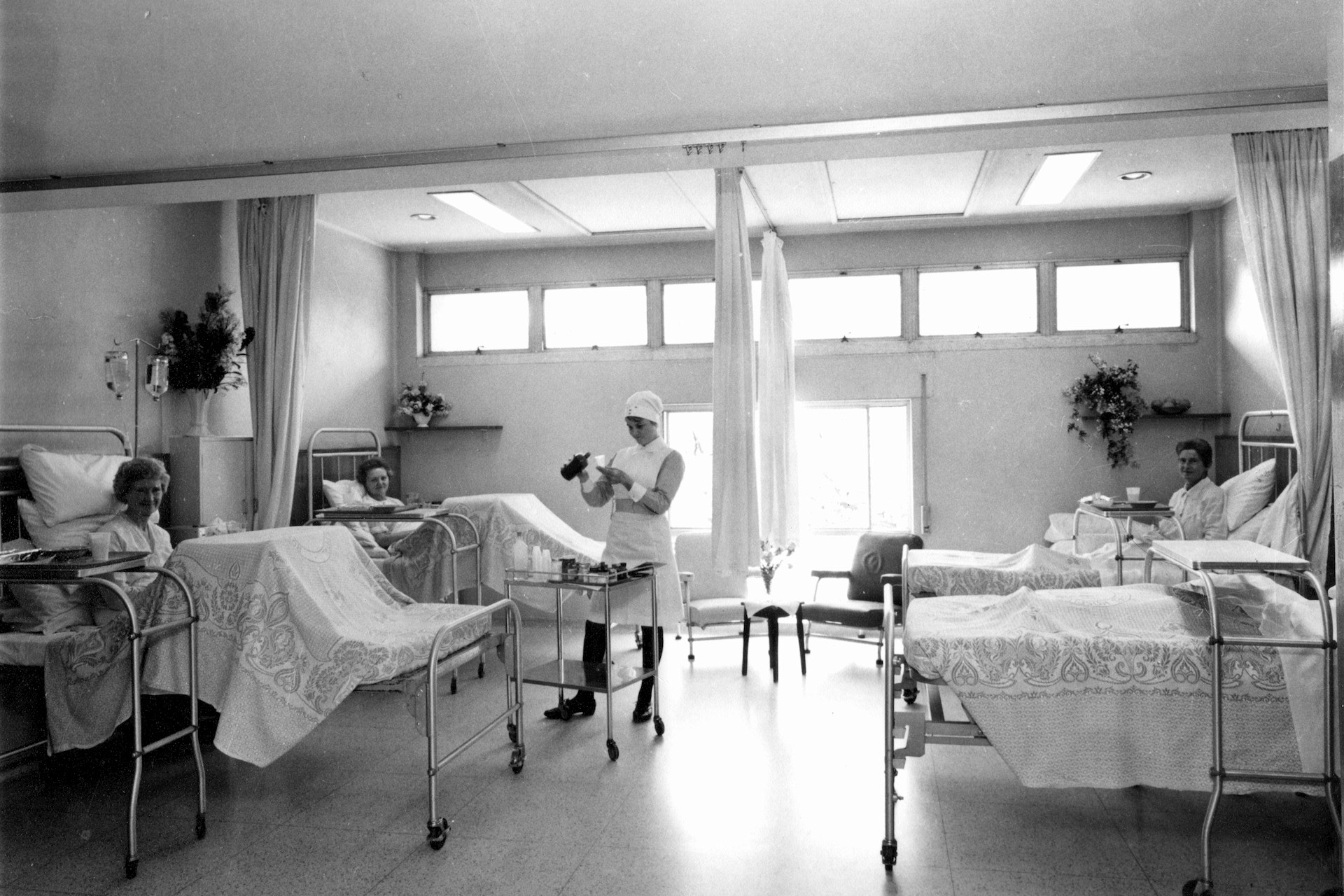 1960 nursing ward duties