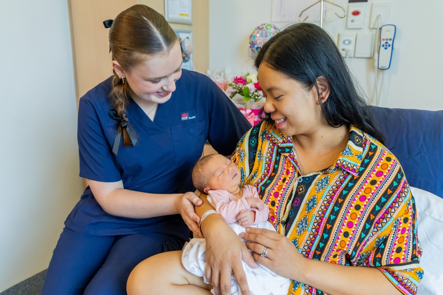 Midwife and new mother at RPA Women and Babies